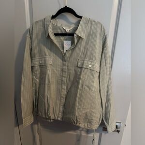 Lucky brand button up blouse. NWT. XXL